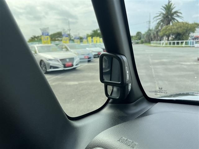 HONDA N BOX CUSTOM 2022