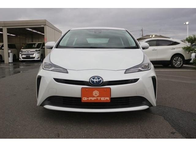 TOYOTA PRIUS 2021