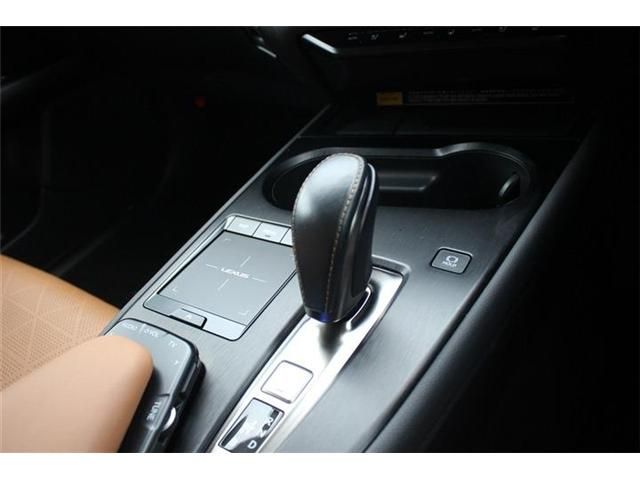 TOYOTA LEXUS UX300e 2021