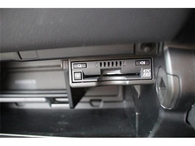 TOYOTA LEXUS UX300e 2021