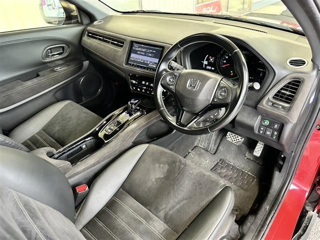 HONDA VEZEL HYBRID 2016