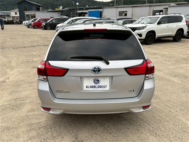 TOYOTA COROLLA FIELDER HYBRID 2016