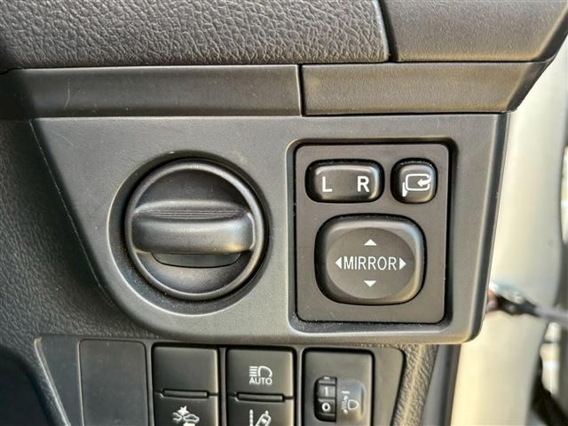 TOYOTA COROLLA FIELDER HYBRID 2016