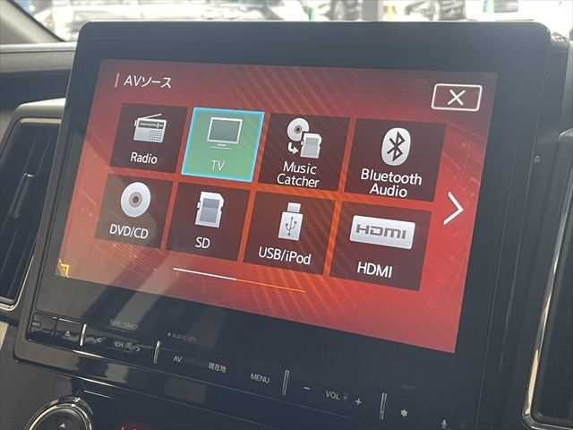 MITSUBISHI DELICA D:5 4WD 2019