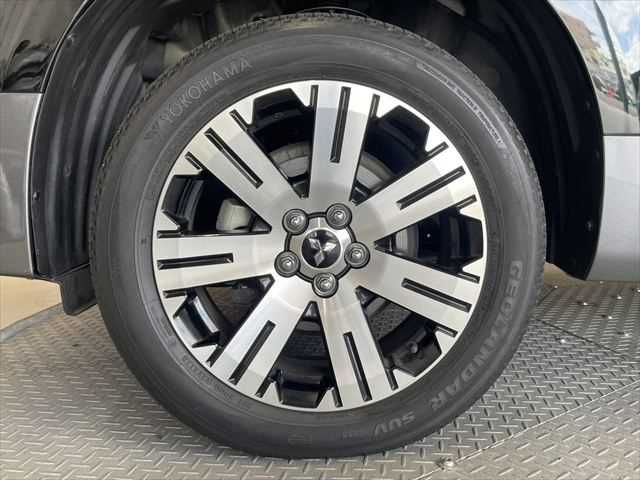 MITSUBISHI DELICA D:5 4WD 2019