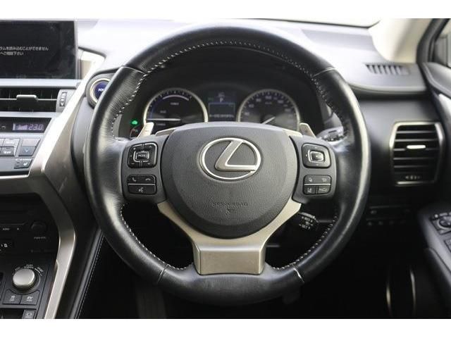 TOYOTA LEXUS NX300h 2015