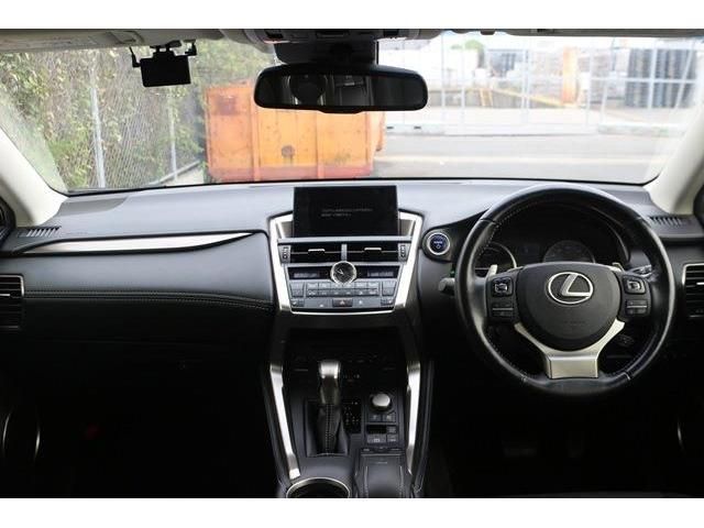 TOYOTA LEXUS NX300h 2015