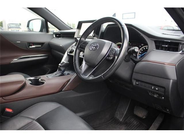 TOYOTA HARRIER HYBRID 2023