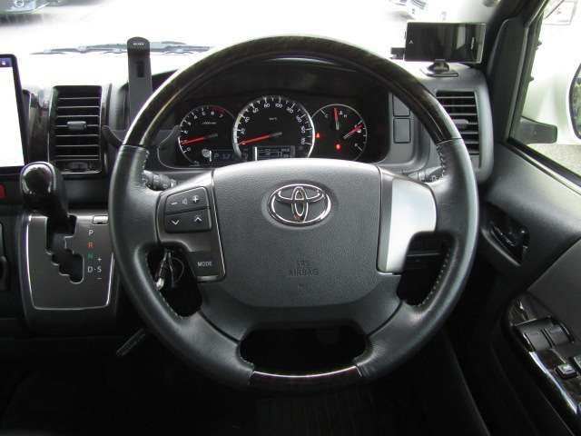 TOYOTA HIACE van 2WD 2016