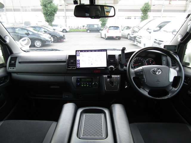 TOYOTA HIACE van 2WD 2016