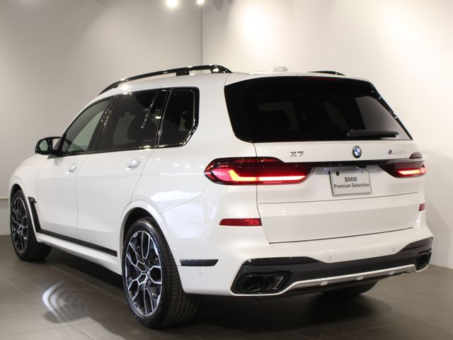 BMW BMW X7 2024