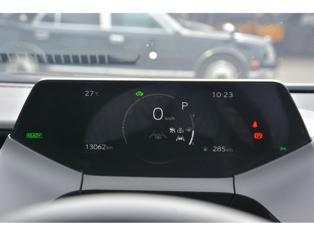 TOYOTA PRIUS 4WD 2023