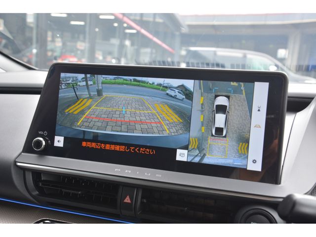 TOYOTA PRIUS 4WD 2023