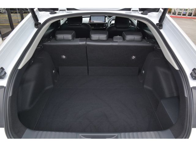 TOYOTA PRIUS 4WD 2023