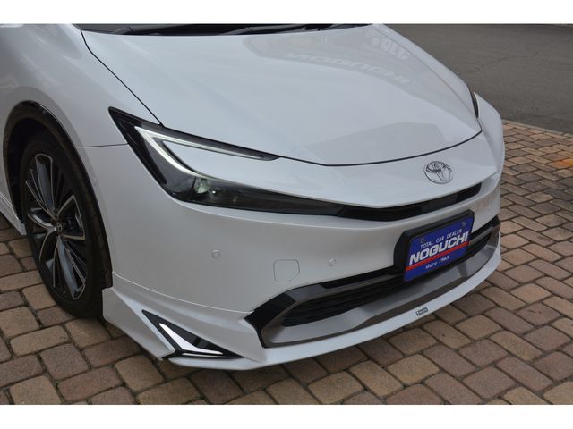 TOYOTA PRIUS 4WD 2023