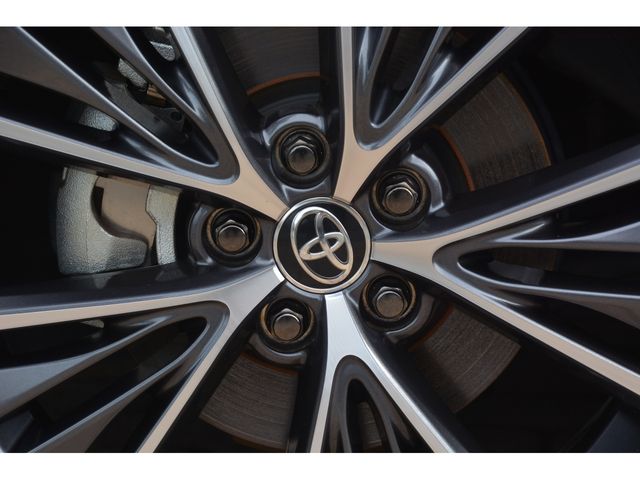 TOYOTA PRIUS 4WD 2023