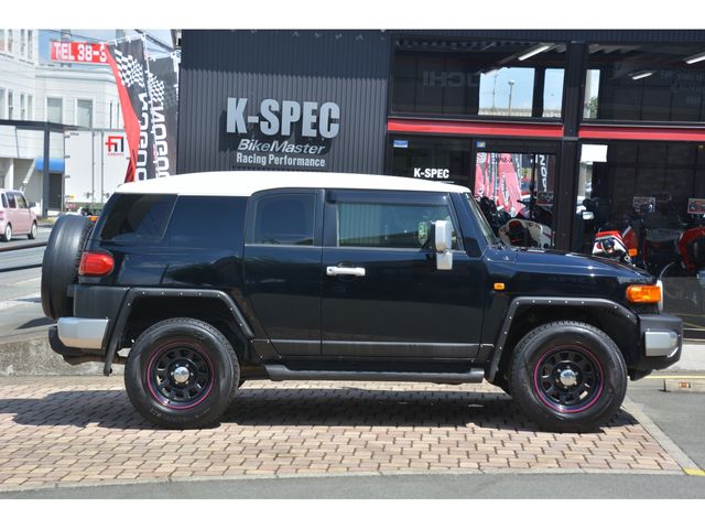 TOYOTA FJ CRUISER 4WD 2012