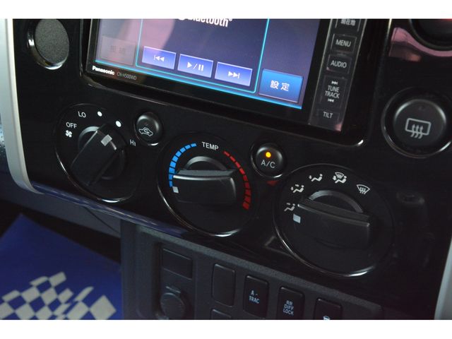 TOYOTA FJ CRUISER 4WD 2012