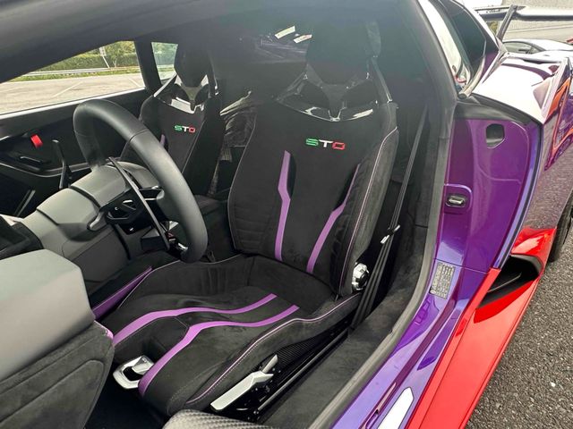 LAMBORGHINI LAMBORGHINI HURACAN 2023