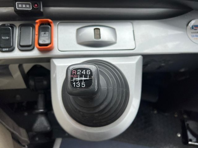 MITSUBISHI FUSOU AERO ACE 2007