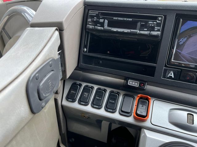 MITSUBISHI FUSOU AERO ACE 2007