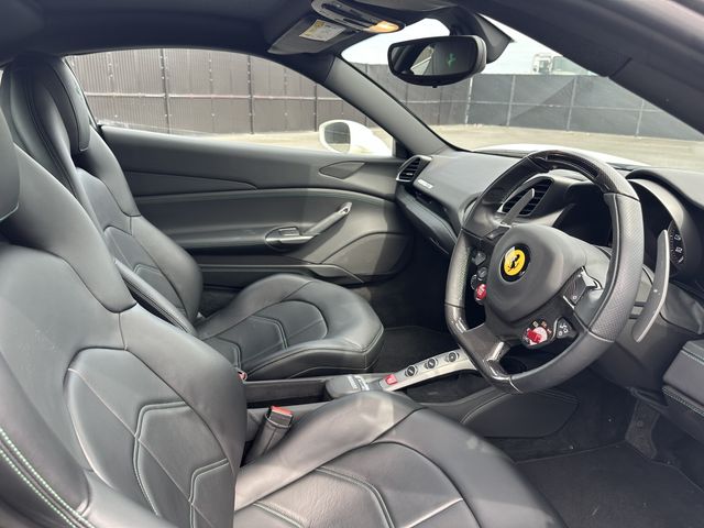 FERRARI FERRARI 488GTB 2017