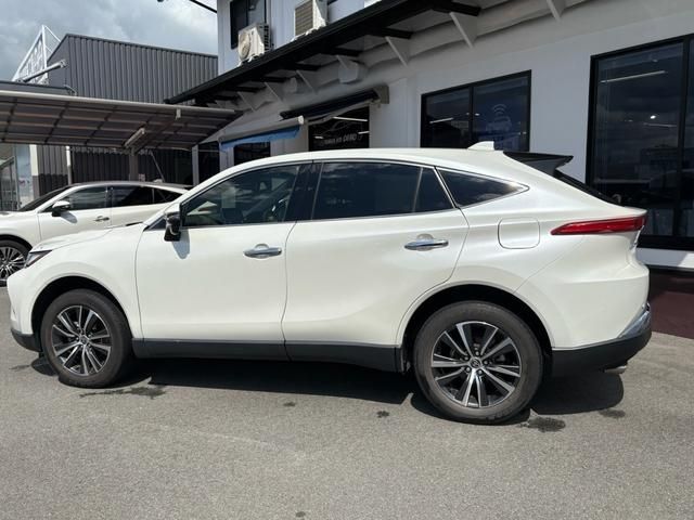 TOYOTA HARRIER 2WD 2021