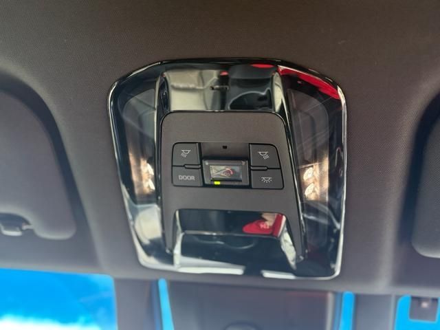 TOYOTA HARRIER 2WD 2021