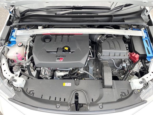 TOYOTA GR COROLLA 2024