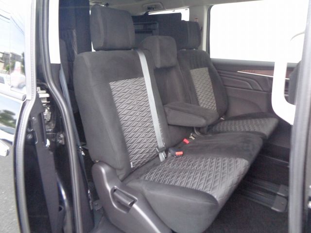 MITSUBISHI DELICA D:5 4WD 2019