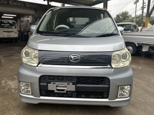DAIHATSU MOVE CUSTOM 2009
