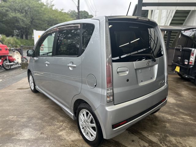 DAIHATSU MOVE CUSTOM 2009
