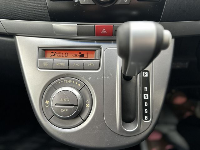 DAIHATSU MOVE CUSTOM 2009