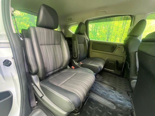 HONDA FREED HYBRID 2018