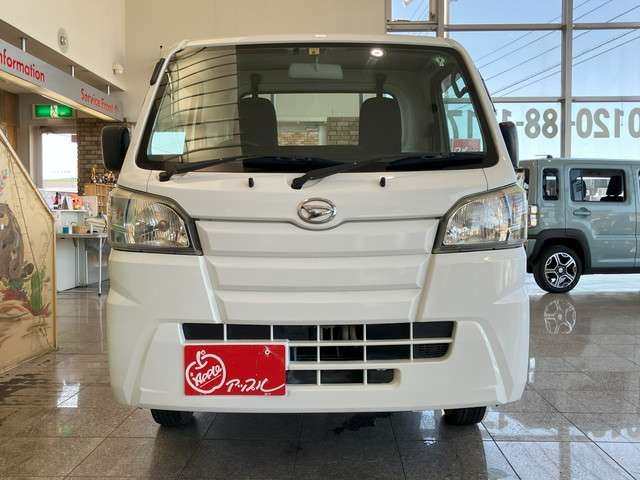 DAIHATSU HIJET truck 4WD 2017