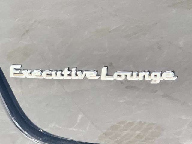 TOYOTA ALPHARD hybrid 4WD 2024