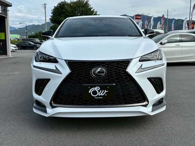 TOYOTA LEXUS NX300 AWD 2018
