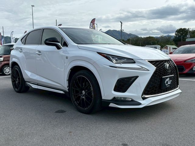 TOYOTA LEXUS NX300 AWD 2018