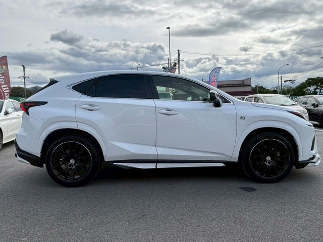 TOYOTA LEXUS NX300 AWD 2018