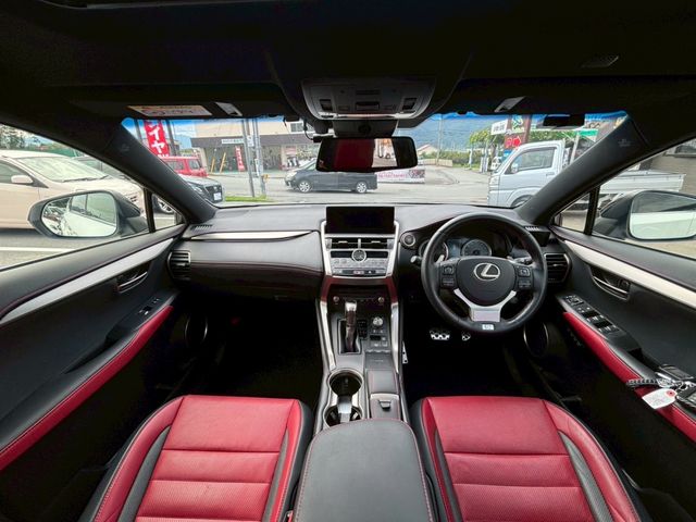 TOYOTA LEXUS NX300 AWD 2018