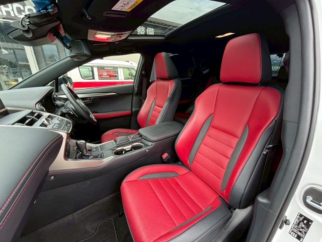 TOYOTA LEXUS NX300 AWD 2018