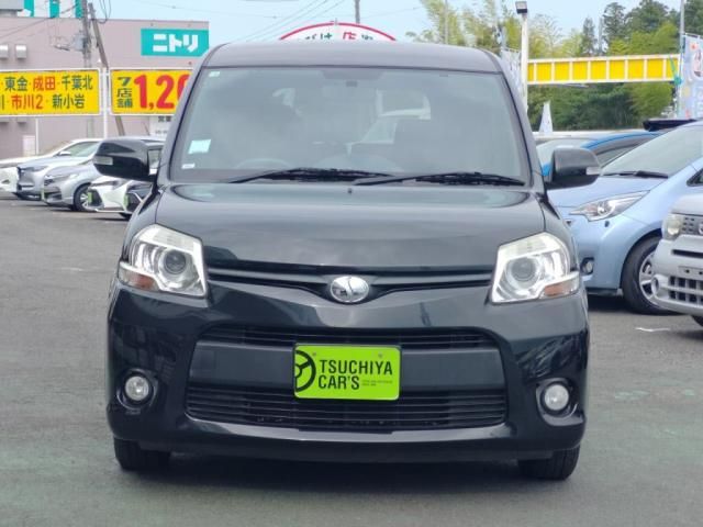 TOYOTA SIENTA 2012
