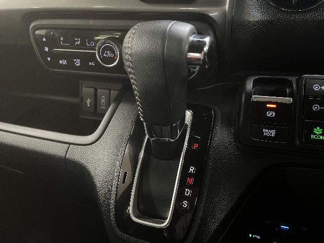 HONDA N BOX CUSTOM 2023