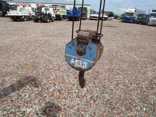 MITSUBISHI CANTER 2002