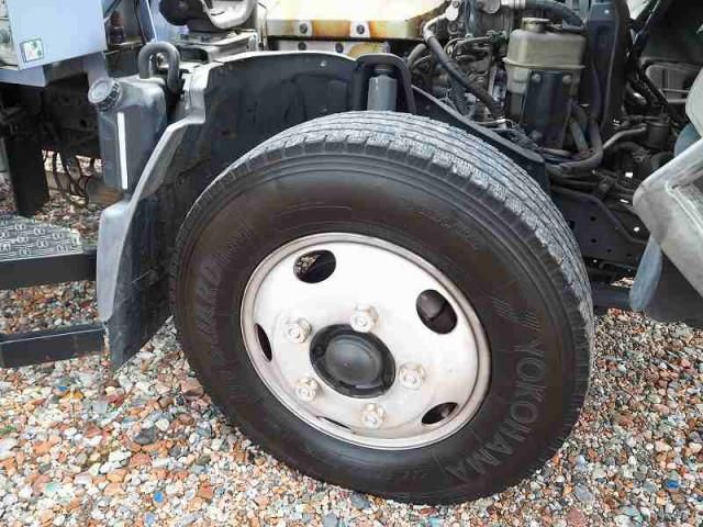 MITSUBISHI CANTER 2002