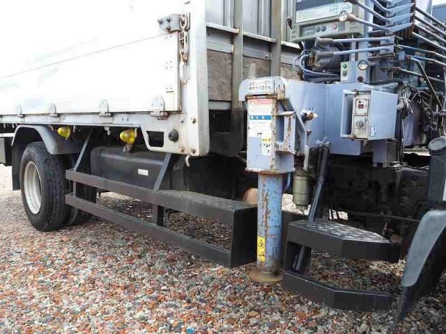 MITSUBISHI CANTER 2002