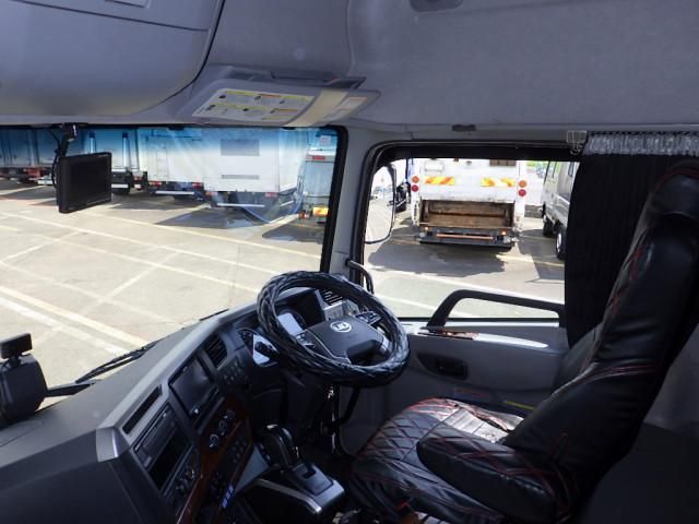 NISSAN DIESEL Quon 2019