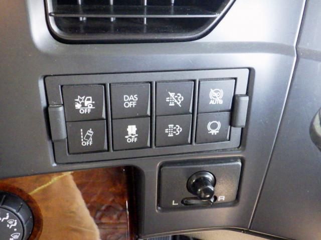 NISSAN DIESEL Quon 2019