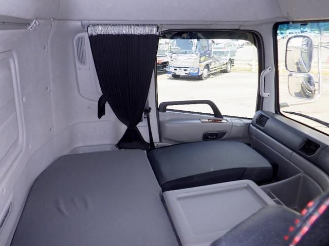 NISSAN DIESEL Quon 2019