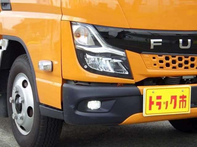 MITSUBISHI CANTER 2024